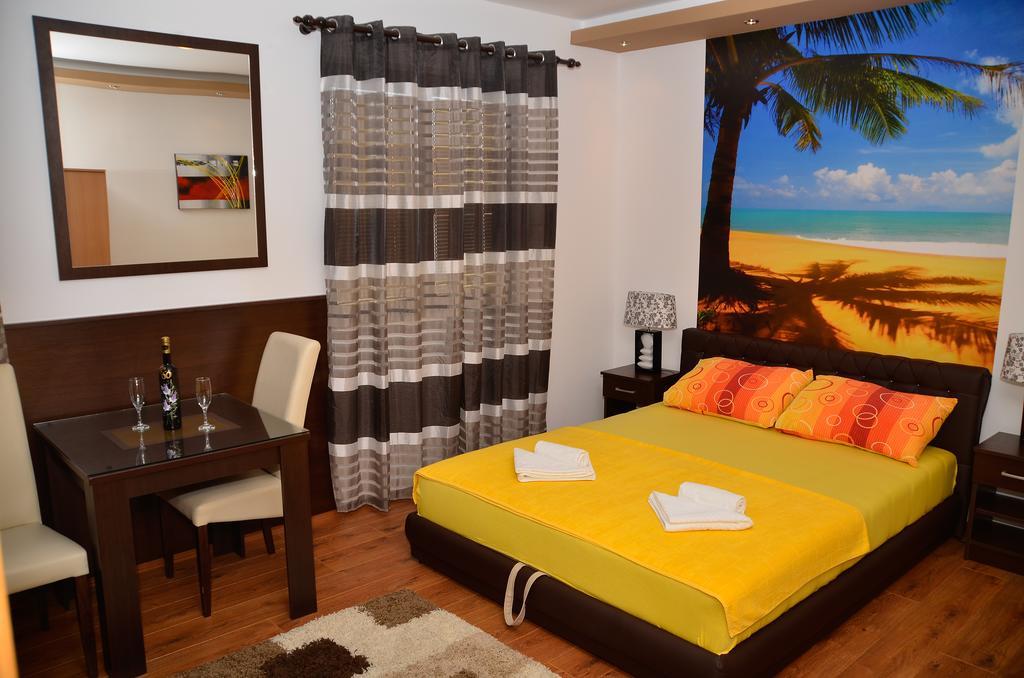 Apartments Leo Τρέμπινιε Δωμάτιο φωτογραφία
